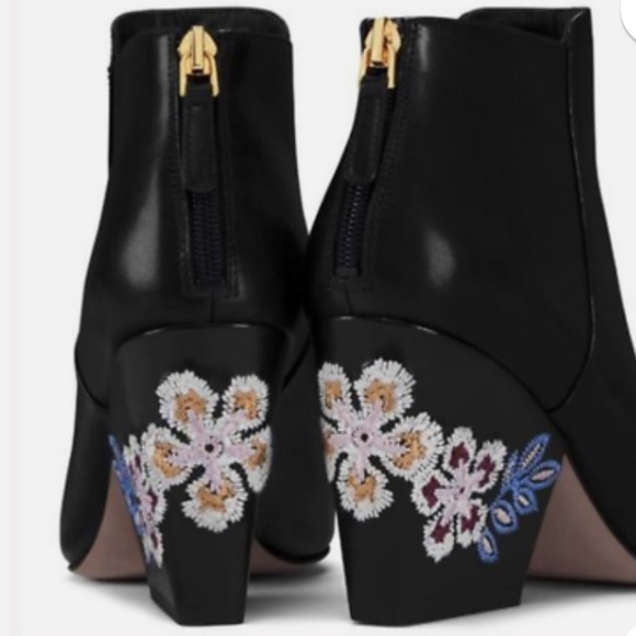 Tory Burch black Embroidered suede open toe booties sz 6 - Picture 2 of 8